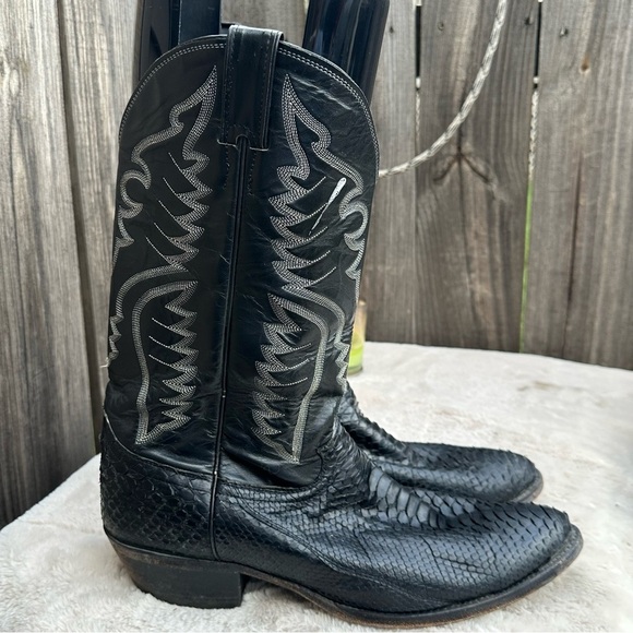 Justin Boots Other - JUSTIN Diamond J Cowboy Boots Vintage Black Exotic Snake Boots Mens Size 13